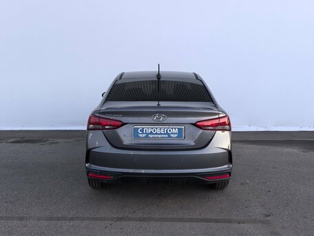 2021 Hyundai Solaris II Рестайлинг, серый, 1550000 рублей, вид 5