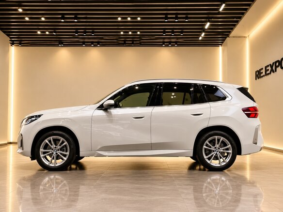 2025 BMW X3 25L xDrive IV (G45/G48), белый - вид 2