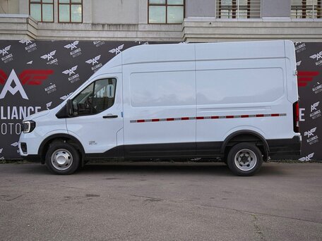 2025 Ford Transit, белый, 5356000 рублей, вид 4