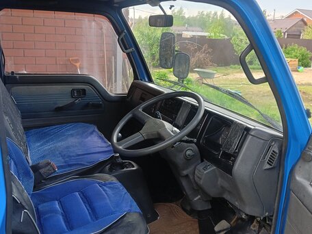 1989 Mazda Titan, синий, 670000 рублей, вид 5