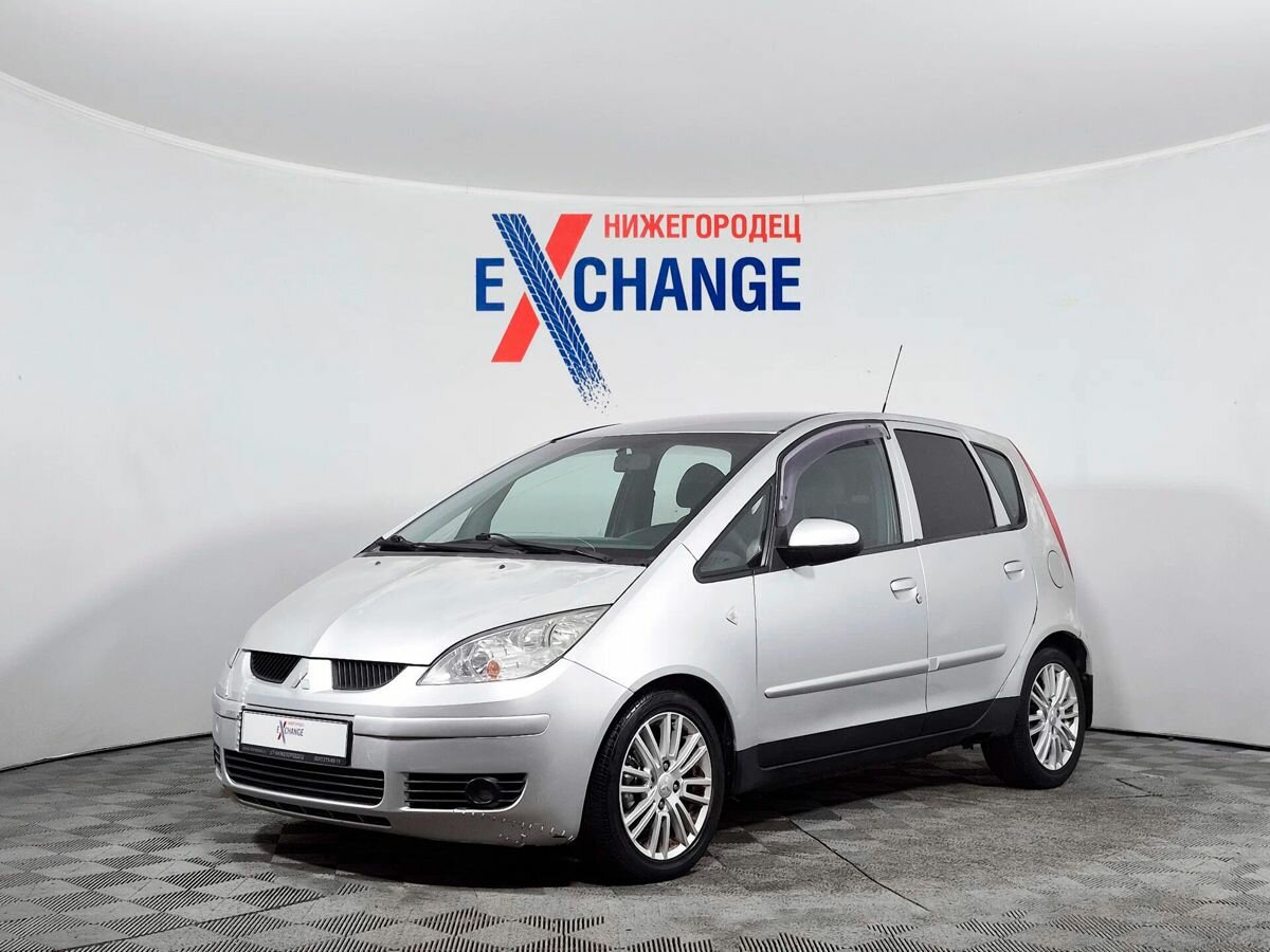 Открыть фотографии: Mitsubishi Colt VI (Z20/Z30)