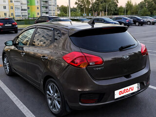 2018 Kia Ceed II Рестайлинг, коричневый, 1400000 рублей, вид 3