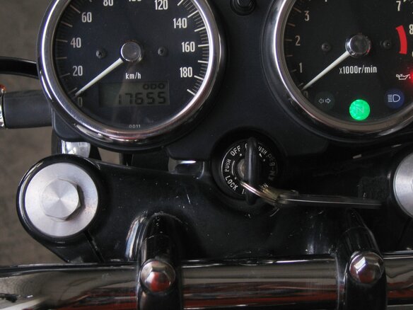 2005 Kawasaki W 650, коричневый - вид 15