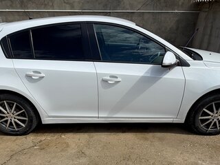 2014 Chevrolet Cruze I Рестайлинг, белый, 750000 рублей, вид 4