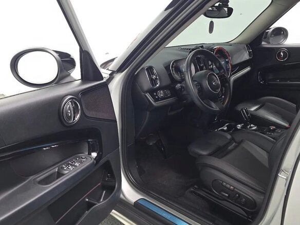 2021 Mini Countryman Cooper D II Рестайлинг, белый, 2549953 рублей - вид 4