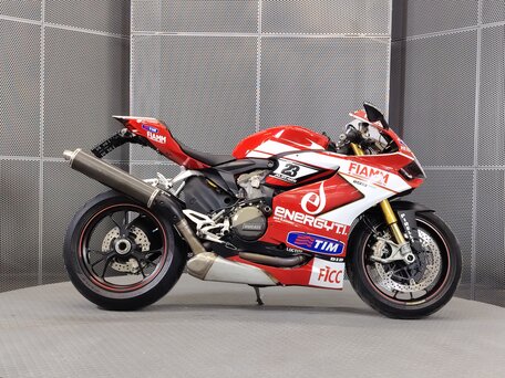 2013 Ducati 1199 Panigale, красный, 1069000 рублей, вид 1