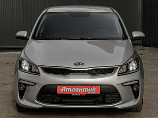2020 Kia Rio IV, серебристый, 1420000 рублей, вид 2