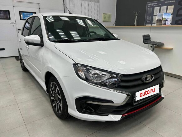 2026 Lada (ВАЗ) Granta I Рестайлинг, белый, 1369000 рублей - вид 2
