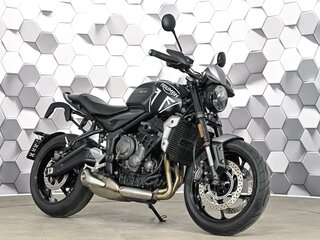 2022 Triumph Trident 660, чёрный, 727000 рублей, вид 1