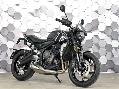 2022 Triumph Trident 660, чёрный, 727000 рублей, вид 1