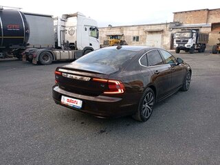 2020 Volvo S90 II Рестайлинг, коричневый, 3350000 рублей, вид 3
