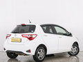 2017 Toyota Vitz III (XP130) Рестайлинг 2, белый, 879000 рублей - вид 5