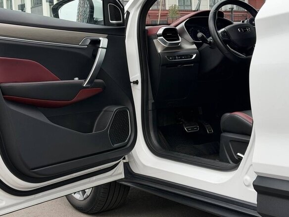 2023 Geely Coolray I, белый, 1599000 рублей - вид 30