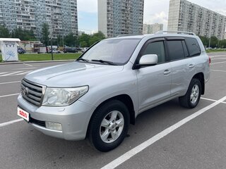 2011 Toyota Land Cruiser 200 Series, серебристый, 2100000 рублей, вид 1
