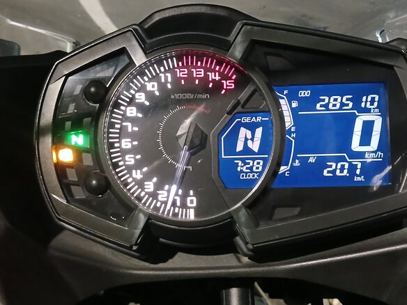 2019 Kawasaki Ninja 400, чёрный, 580000 рублей - вид 10