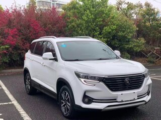 2022 Forthing T5 I Рестайлинг, белый, 985000 рублей, вид 3