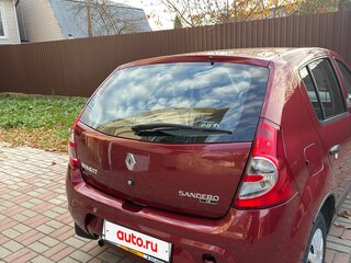 2011 Renault Sandero I, красный, 860500 рублей, вид 3