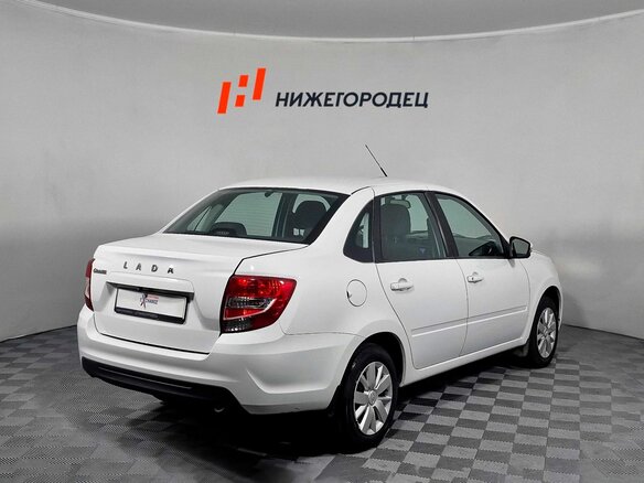 2023 Lada (ВАЗ) Granta I Рестайлинг, белый, 765000 рублей - вид 5
