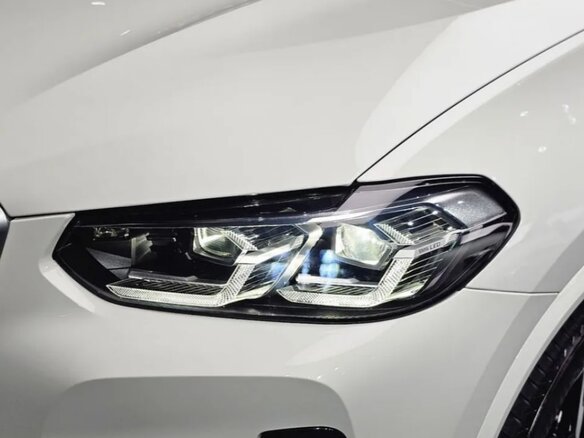2025 BMW X4 20i II (G02) Рестайлинг, белый, 6669836 рублей - вид 5