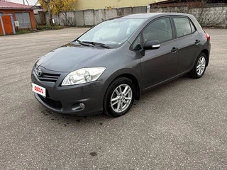 2012 Toyota Auris I Рестайлинг, серый, 1100000 рублей, вид 1