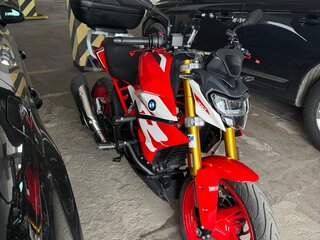 2023 BMW G 310 R, красный, 529000 рублей, вид 1