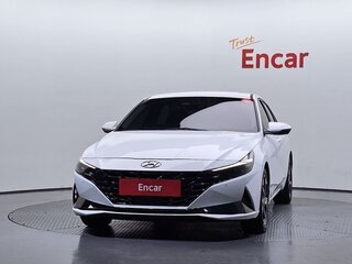 2022 Hyundai Avante VII, белый, 1680000 рублей, вид 2