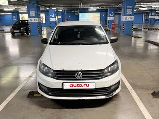 2017 Volkswagen Polo V Рестайлинг, белый, 550000 рублей, вид 1