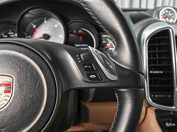2014 Porsche Cayenne S Diesel II (958), чёрный, 3715000 рублей - вид 17