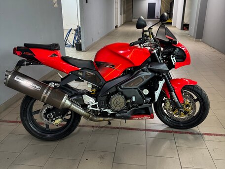 2004 Aprilia Tuono 1000, красный, 500000 рублей, вид 1