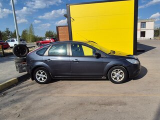 2010 Ford Focus II Рестайлинг, серый, 550000 рублей, вид 4