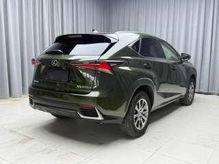 2020 Lexus NX 200 I Рестайлинг, зелёный, 2890000 рублей, вид 4