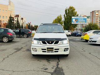 1999 Nissan Presage I, белый, 609000 рублей, вид 3