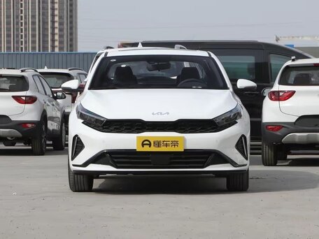2026 Kia K3 II (China Market) Рестайлинг, белый, 1890000 рублей, вид 2