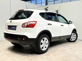 2011 Nissan Qashqai I Рестайлинг, белый, 1010000 рублей, вид 5