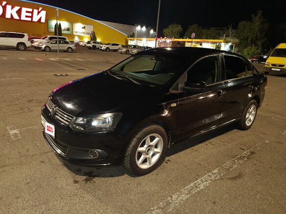 2013 Volkswagen Polo V, чёрный, 999999 рублей - вид 1