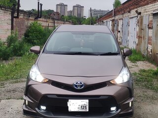 2017 Daihatsu Mebius I Рестайлинг, коричневый, 1400000 рублей, вид 2