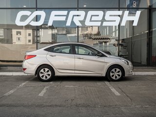 2016 Hyundai Solaris I Рестайлинг, серебристый, 949000 рублей, вид 5