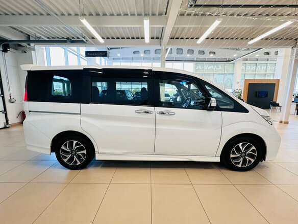 2016 Honda Stepwgn V, белый - вид 7