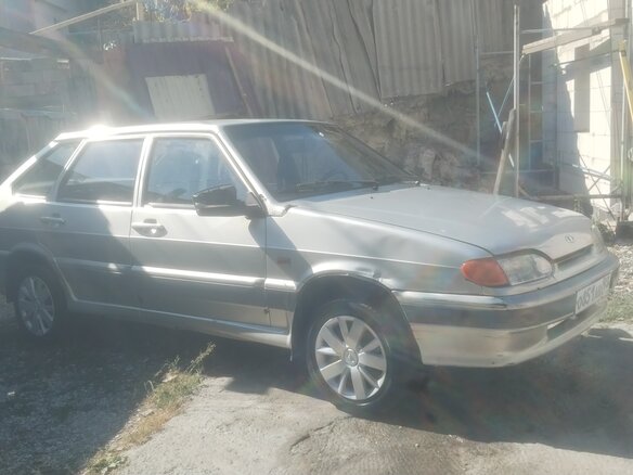 2006 Lada (ВАЗ) 2114, серебристый, 145000 рублей