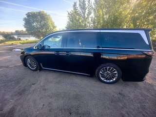 2025 Voyah Dream I, чёрный, 6650000 рублей, вид 3
