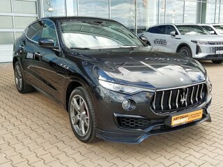 2017 Maserati Levante Diesel I, чёрный, 3830000 рублей, вид 4