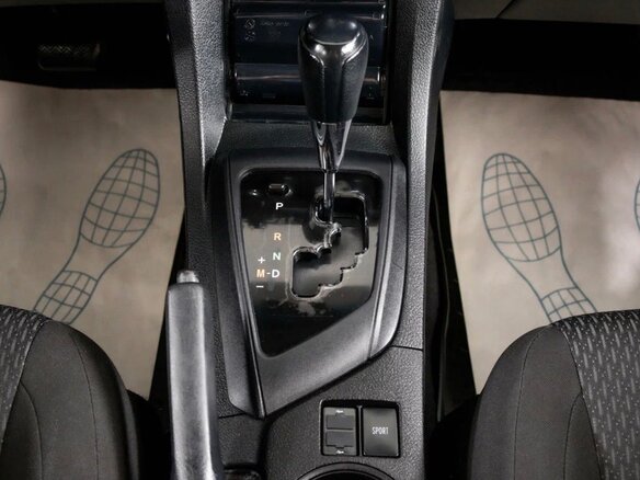 2013 Toyota Corolla XI (E160, E170, E180), чёрный, 960000 рублей - вид 12