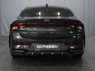 2021 Kia K5 III, серый, 2270000 рублей, вид 4