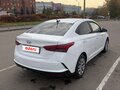 2021 Hyundai Solaris II Рестайлинг, белый, 1600000 рублей - вид 4