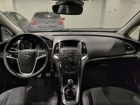 2011 Opel Astra J, серый, 495000 рублей - вид 13