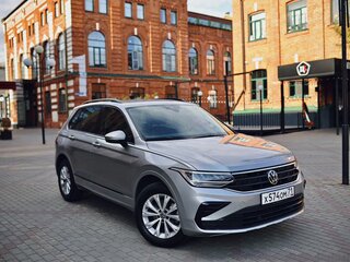 2020 Volkswagen Tiguan II Рестайлинг, серый, 2550000 рублей, вид 3