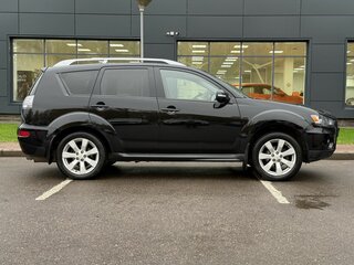 2009 Mitsubishi Outlander II Рестайлинг, чёрный, 929000 рублей, вид 4