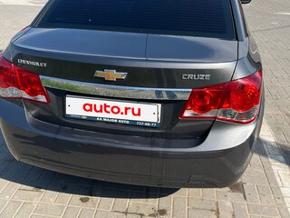 2011 Chevrolet Cruze I, серебристый, 830000 рублей, вид 3