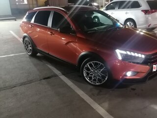 2017 Lada (ВАЗ) Vesta SW Cross I, оранжевый, 1050000 рублей, вид 4