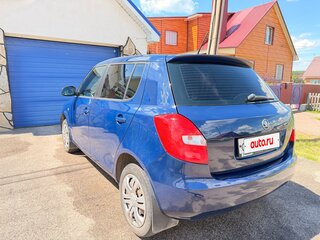 2013 Skoda Fabia II Рестайлинг, синий, 600000 рублей, вид 4